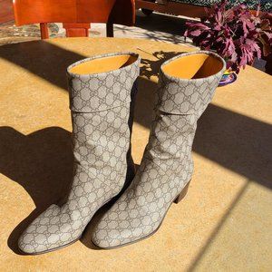 Gucci Men's GG heeled boot - size 10